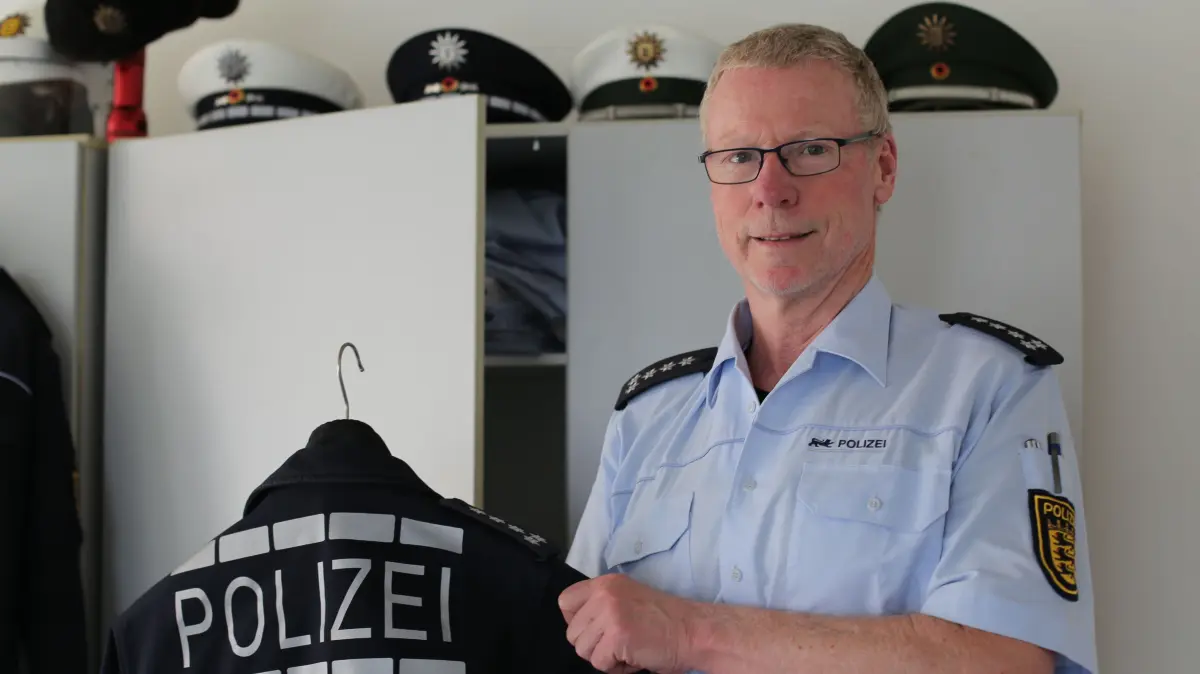Andreas Wankmüller aus Gerabronn, ehemaliger Leiter Crailsheimer Polizeirevier, in Uniform