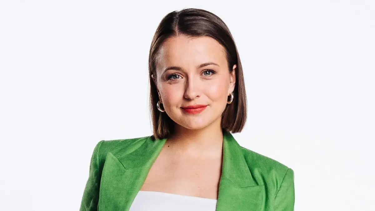 Lucie (Julia Wiedemann) kehrt offenbar bald zu AWZ zurück.