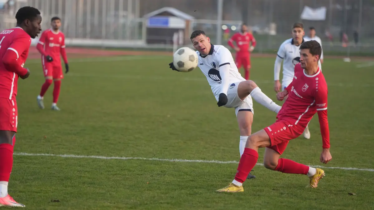 Michael Eberlein bestritt nach langer Verletzungspause sein erstes Spiel in dieser Saison für die Spvgg Satteldorf. Beim 0:4 bei der TSG Öhringen wurde er in der 58. Minute eingewechselt.