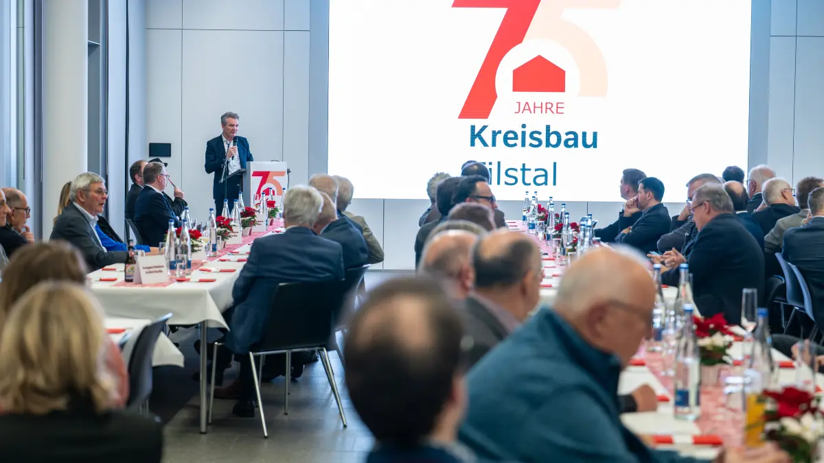 GP, Sparkassen-Forum KSK: Jubiläumsfeier/Festakt 75 Jahre Kreisbaugesellschaft Filstal