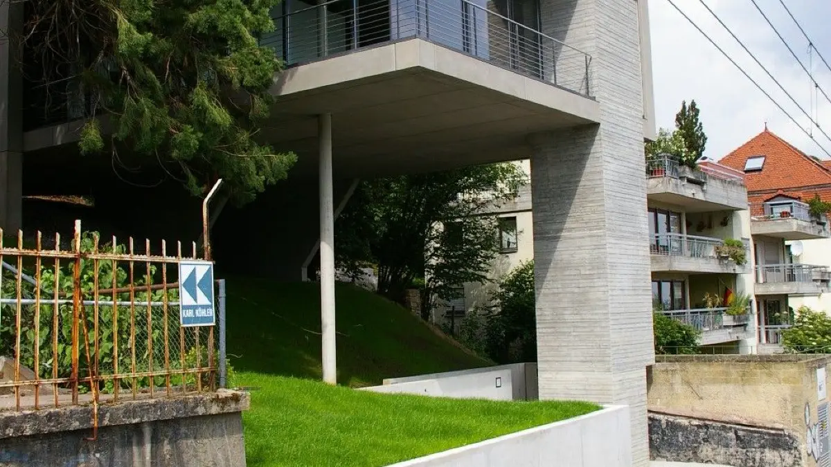 In dieser Villa wurden Teile des Stuttgarter Tatorts „Überlebe wenigstens bis morgen“ gedreht.