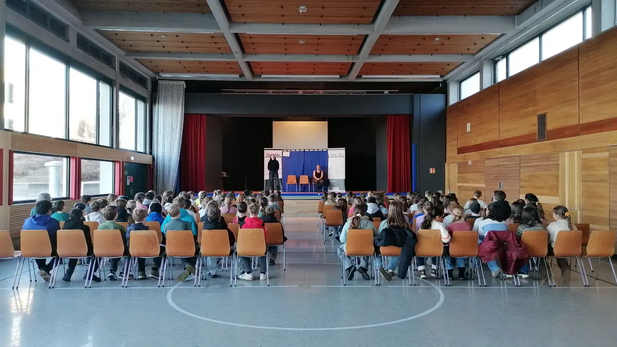 Am Balinger Gymnasium wurde ein Theaterstück gezeigt, das für Themen Mobbing und sexualisierte Gewalt sensibilisieren soll.
