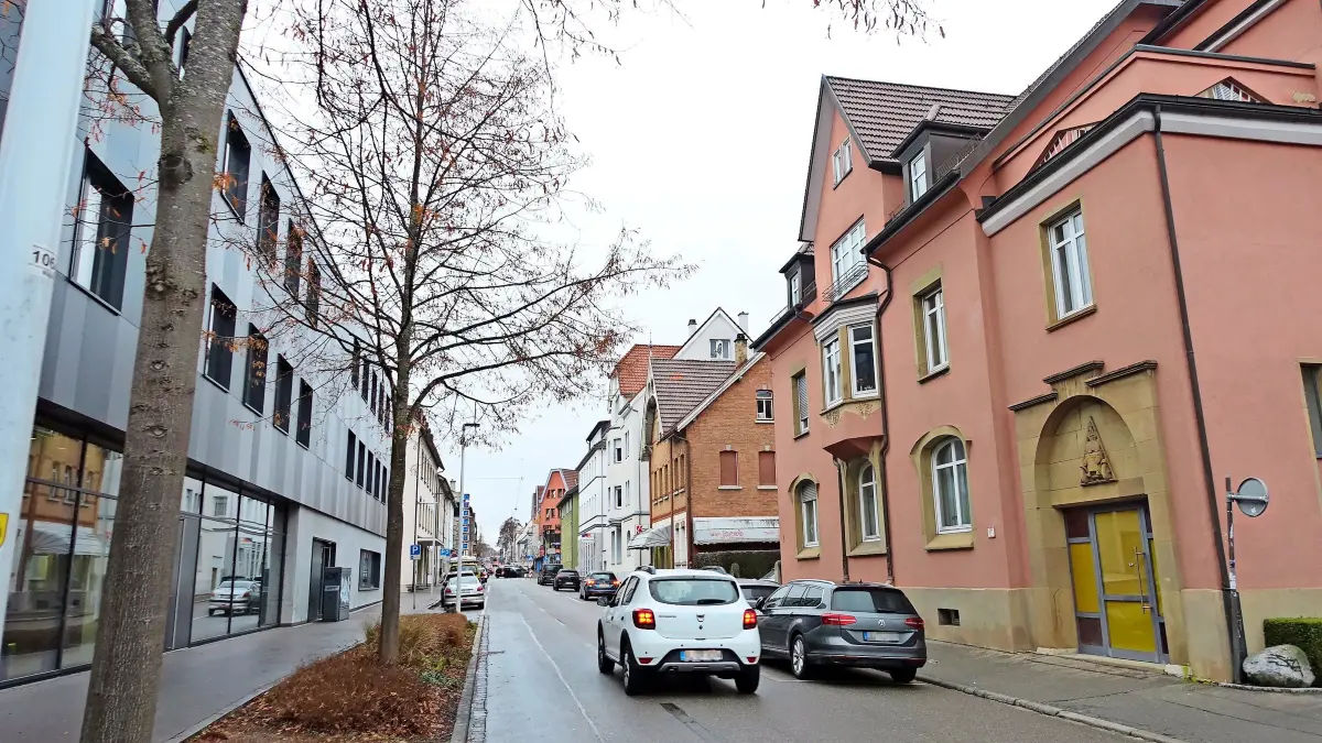 Soll in zwei Richtungen befahrbar und Standort von Ebingens zentralster Bushaltestelle werden: die östliche Gartenstraße.
