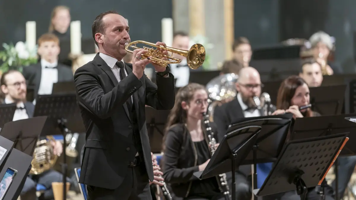 auluskirche: Herbstkonzert Bläserphilharmonie Blaustein Solist Prof. Jürgen Ellensohn (Trompete)