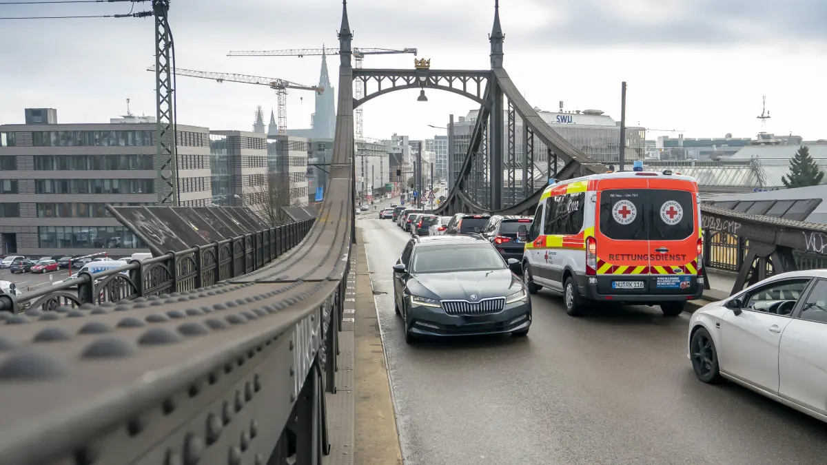 B10 Ulm Sperrung Stau auf den Umgehungsstraßen Umleitungen