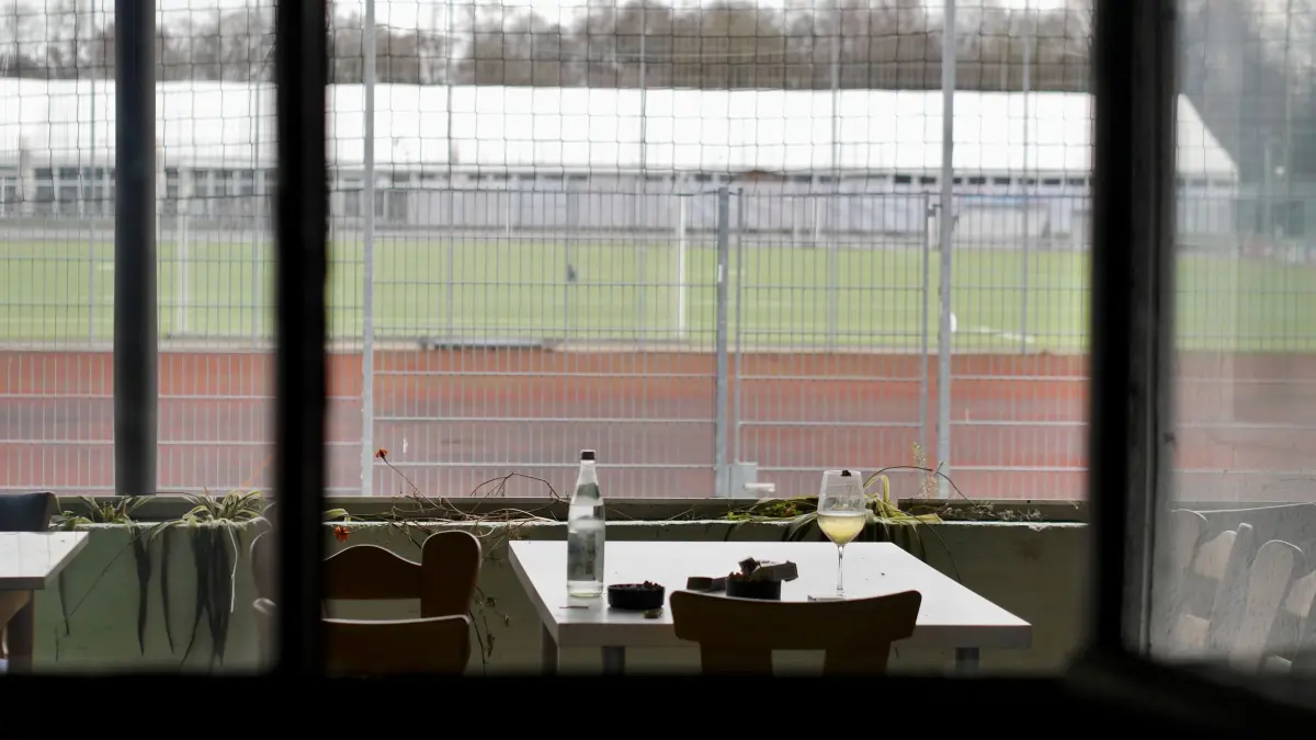 Die Zeit der Jahnhalle des SSV Ulm 1846 ist zu Ende. Die altehrwürdige Sportstätte wird abgerissen. Ein letzter Streifzug durchs Gebäude.