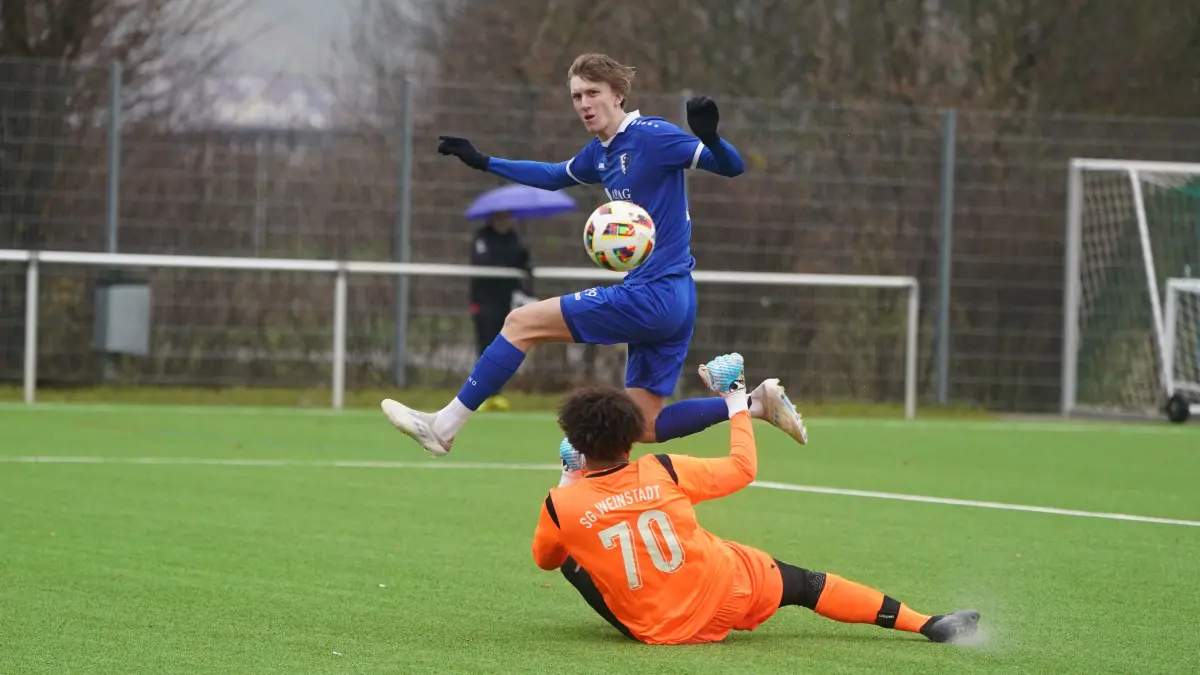 Benjamin Utz erzielte in der neunten Minute den Führungstreffer für die Spvgg Satteldorf im Spiel bei der SG Weinstadt. Am Ende siegten die Gastgeber aber 3:1.