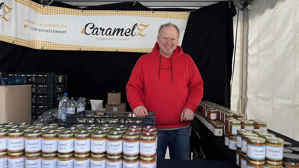 Constan in seinem Stand Caramelz auf der Chocolart