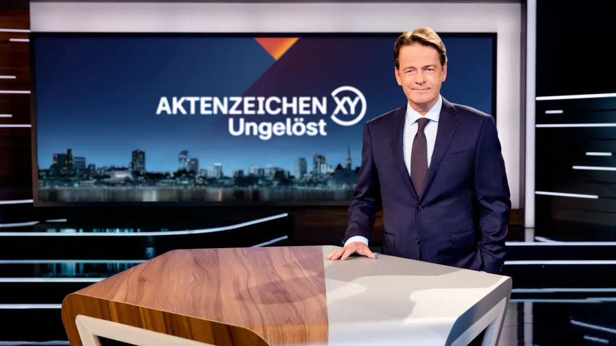 Moderator Rudi Cerne präsentiert die Fahndungssendung „Aktenzeichen XY... Ungelöst“ im ZDF.