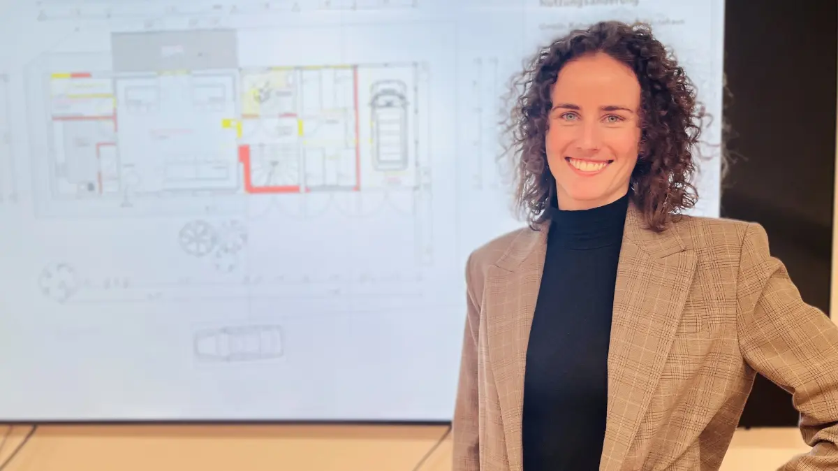 Katharina Hofer ist die neue stellvertretende Leiterin der Sulzer Bauamts. Wenn Stadtbaumeister Reiner Wössner Ende 2026 in den Ruhestand geht, soll sie seinen Posten übernehmen.