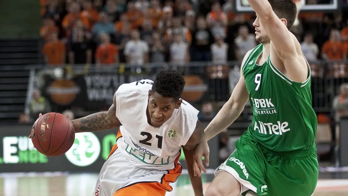 Will Clyburn, ehemaliger Spieler von Ratiopharm Ulm (links)