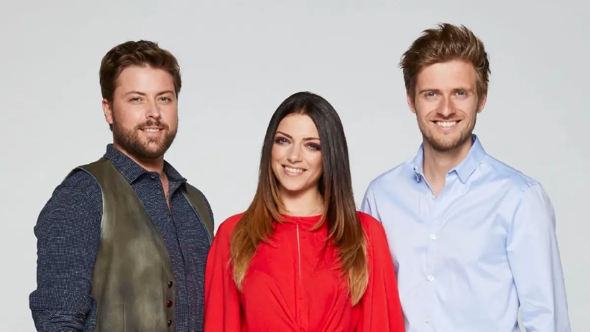 Die GZSZ-Geschwister: John (Felix von Jascheroff), Emily (Anne Menden) und Philip (Jörn Schlönvoigt).