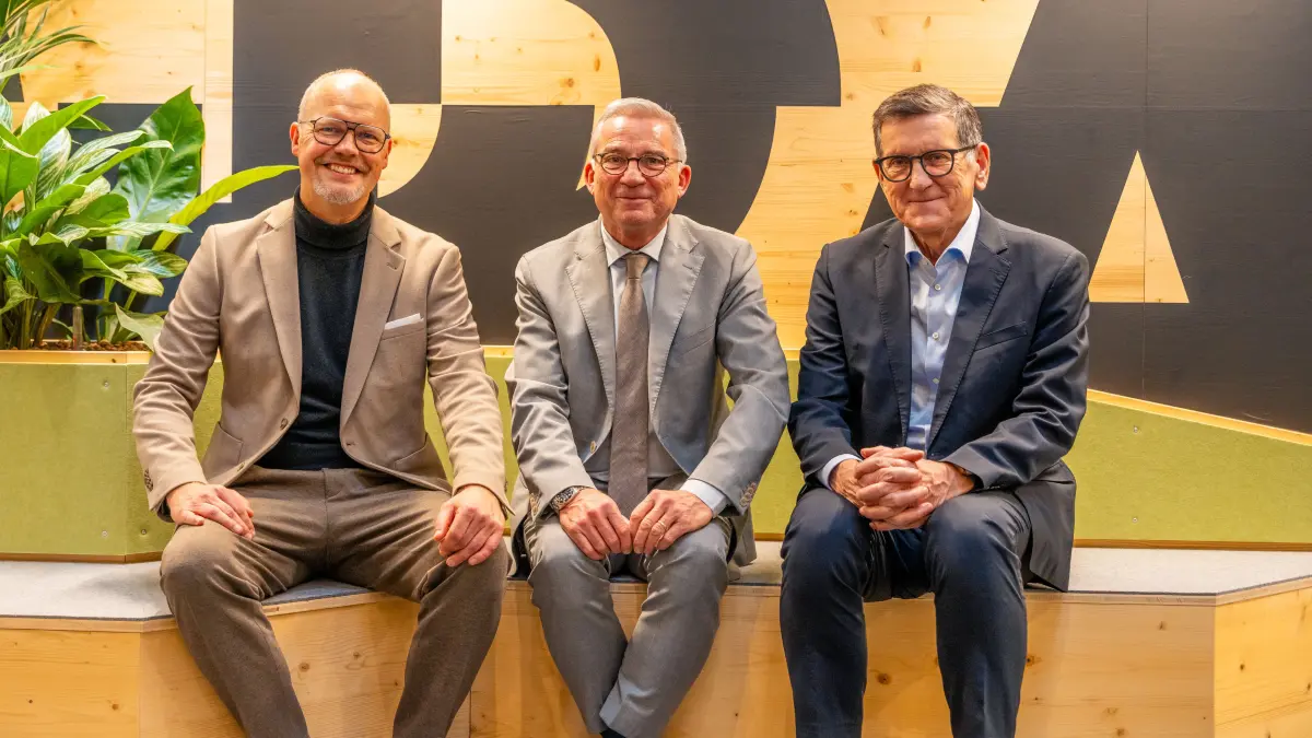 Campus-Founder-Chef Oliver Hanisch, Landesinnenminister Thomas Strobl und Prof. Reinhold Geilsdörfer, Geschäftsführer der Dieter-Schwarz-Stiftung, bei der Eröffnung von „Gravity" (v.l.)