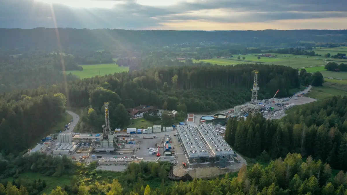 Eavor nimmt Stromproduktion am Standort Geretsried auf / Revolutionäres Projekt markiert den Beginn einer neuen Ära der Geothermie