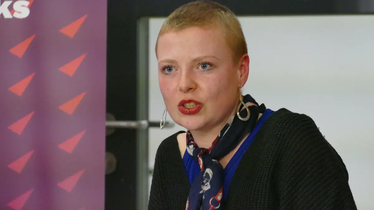 Kim Sophie Bohnen tritt als Spitzenkandidatin für die Linken in Baden-Württemberg bei der Landtagswahl im März kommenden Jahres an.