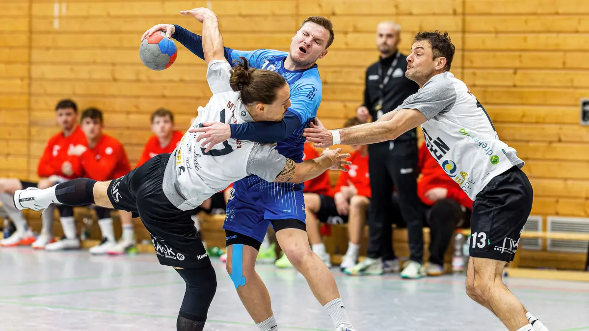 Handball Landesliga: Handball Landesliga; TV Treffelhausen - MTG Wangen II;
Marcel Nagel (TV Treffelhausen, #18);
06.12.2025; Alb-Sporthalle, Böhmenkirch.
Foto: Thomas Madel