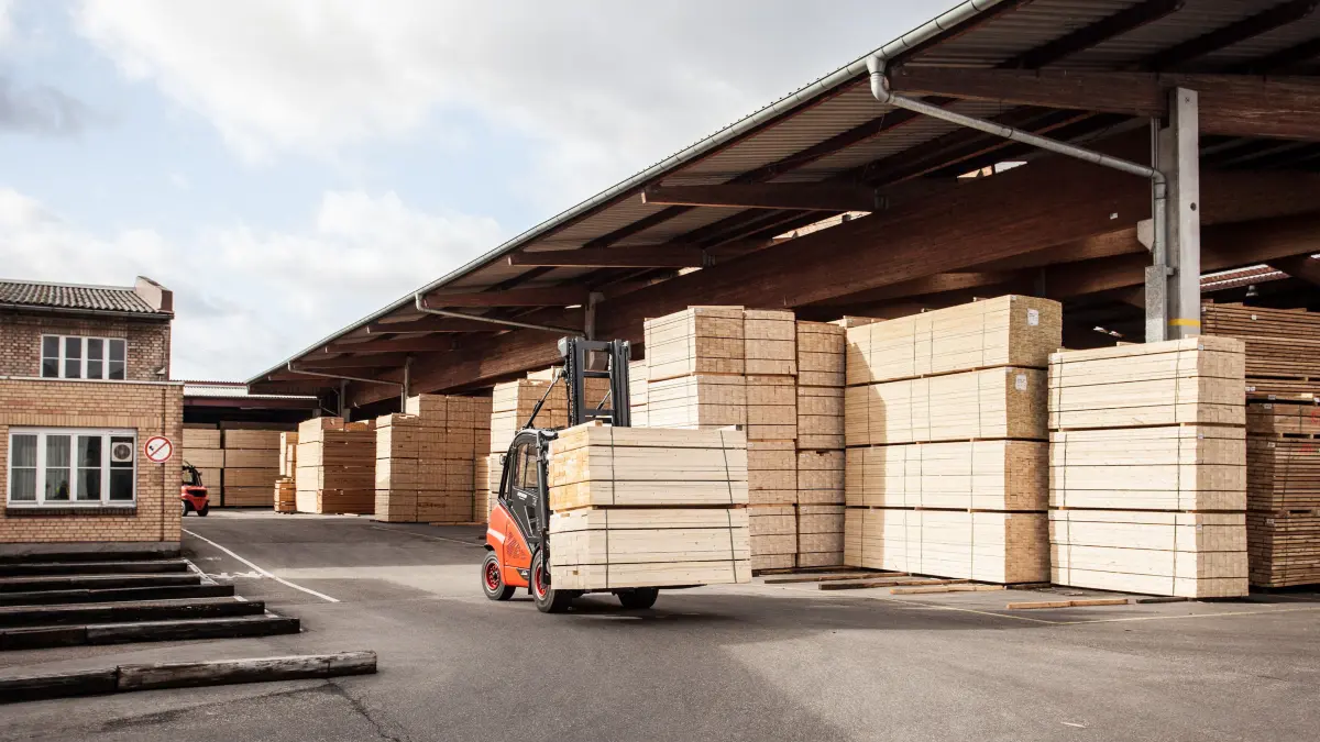 Mocopinus Ulm Insolvenz Holz verarbeitung Werk in Karlsruhe Einlagerung Rohware