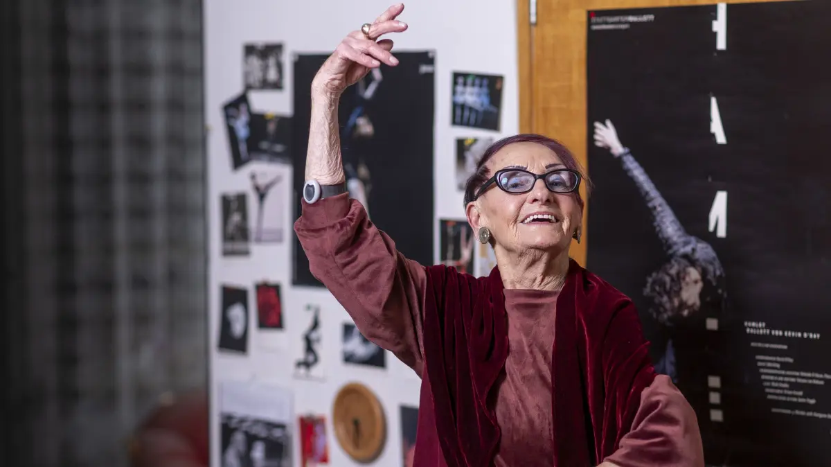 Porträt der Neu-Ulmer Ballerina und Tanzlehrerin Ursula Wetzel, die am 16.12. 100 Jahre alt wird
