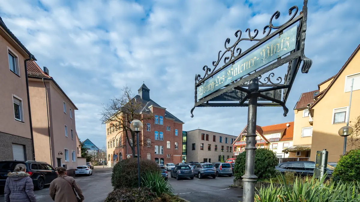 Ebersbach Bourg-Les-Valence-Platz