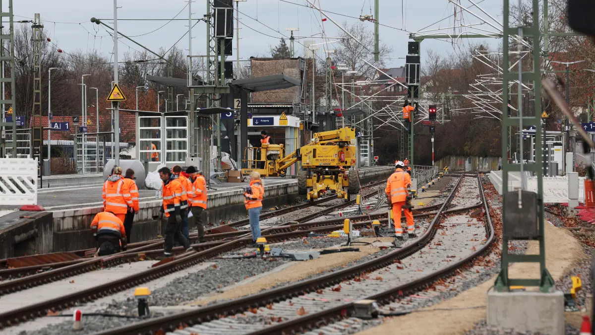 Bauarbeiten Metzingen Bahnhof Halbstundentakt Gleis 4