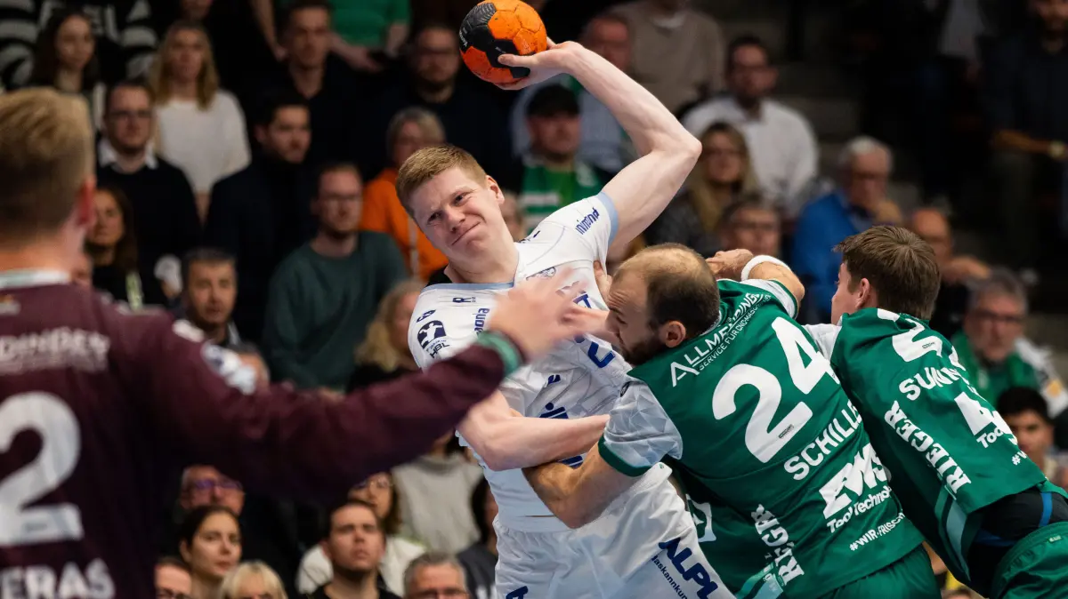 GER, FRISCH AUF! Goeppingen vs. TBV Lemgo, Handball, Bundesliga, 16. Spieltag, Spielzeit 2025/2026, 10.12.2025,: Niels VERSTEIJNEN (TBV Lemgo Lippe, #25)
GER, FRISCH AUF! Goeppingen vs. TBV Lemgo, Handball, Bundesliga, 16. Spieltag, Spielzeit 2025/2026, 10.12.2025,
Foto: Eibner-Pressefoto/Oliver Schmidt
