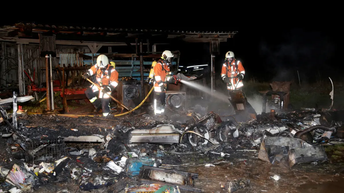 Brand in Frankenhardt zwischen Waldbuch und Banzenweiler