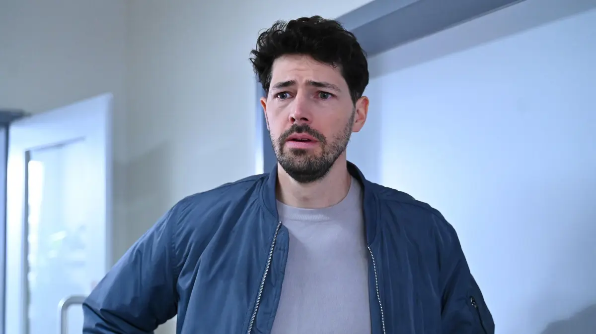 Jan (Daniel Noah) ist todkrank und wird vielleicht bald sterben.