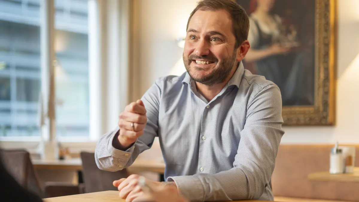 Bettensteuer beschäftigt vor allem inhabergeführte Hotels, Daniel Zauner äußert sich im Interview zum Thema Hotel am Rathaus