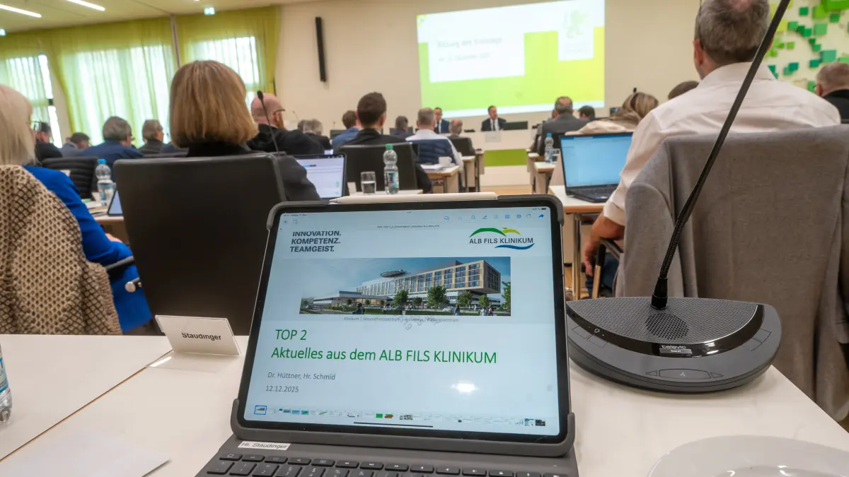 Landratsamt Kreistag Göppingen: Sitzung des Kreistags - Sparhaushalt wird verabschiedet, großes Zuschauerinteresse erwartet Kahlschlag Kürzungen im sozialen Bereich
