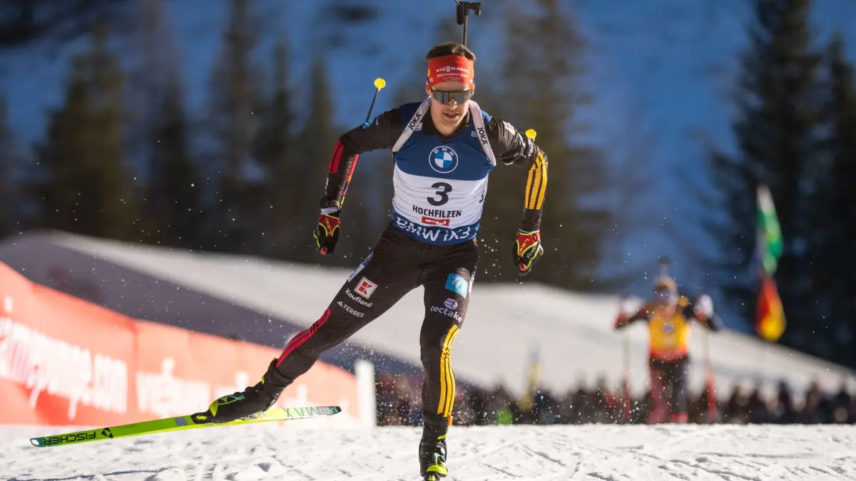 Hochfilzen Weltcup Biathlon: 13.12.2025, Österreich, Hochfilzen: Biathlon: Weltcup. Verfolgung, Herren. Philipp Horn (GER) während des 12,5 km Biathlon Verfolgungsbewerbs der Männer in Hochfilzen. Foto: Georg Hochmuth/APA/dpa +++ dpa-Bildfunk +++