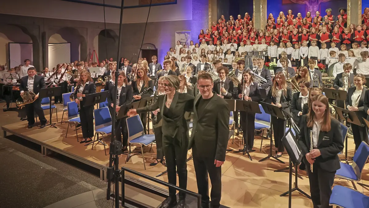 Petruskirche Neu-Ulm: Adventskonzert mit dem Dekanatschor Neu-Ulm - „Lobgesang” von Felix Mendelssohn Bartholdy