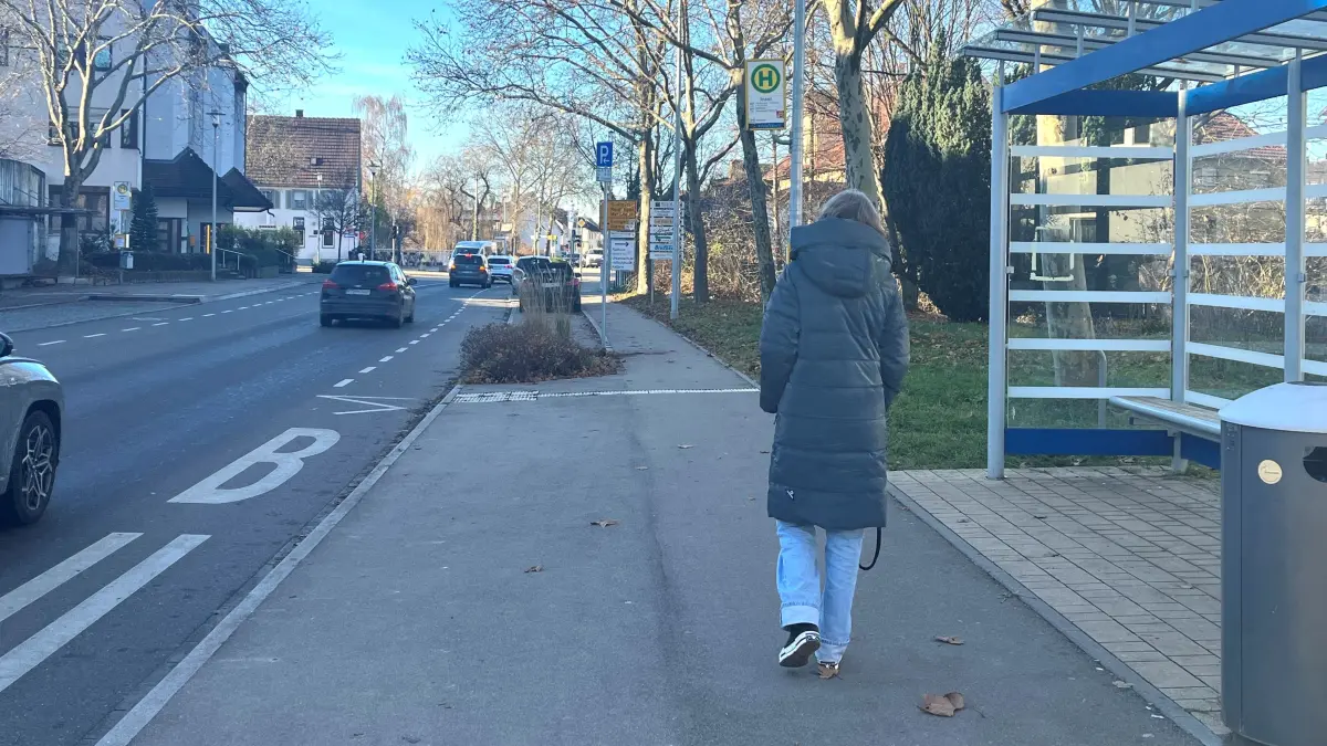 Bushaltestelle Insel Neuhausen Linie 7640 Metzingen