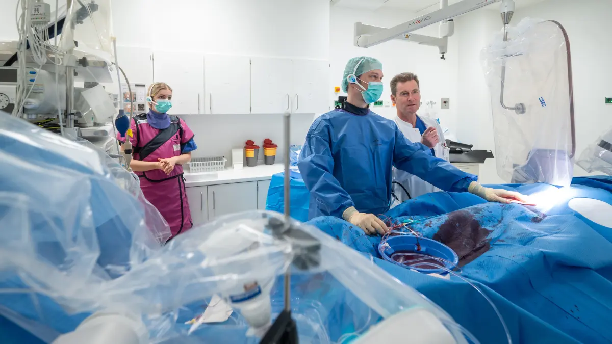 Klinik Alb-Fils-Klinikum Behandlung eines Herzinfarktpatienten - auf Weihnachten gedreht