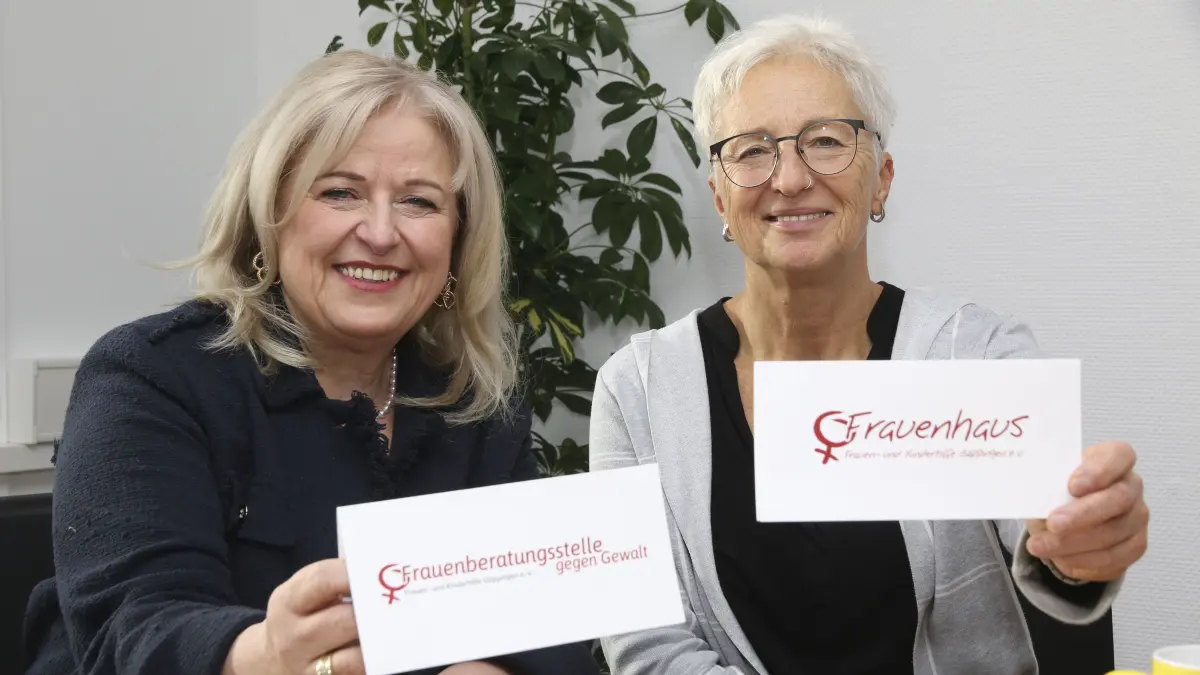 GZ-Aktion 2025 - Projekt Frauenhaus Gemeinschaftsraum, links Elke Oberländer, rechts Beate Simon