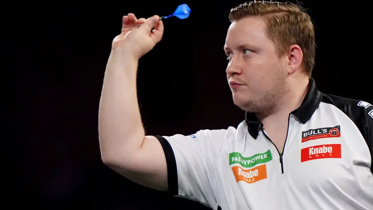 Darts-WM in London - Tag 7: 17.12.2025, Großbritannien, London: Darts: WM, 1. Runde, Martin Schindler - Stephen Burton. Martin Schindler während seines Spiels gegen Stephen Burton. Foto: Bradley Collyer/PA Wire/dpa +++ dpa-Bildfunk +++