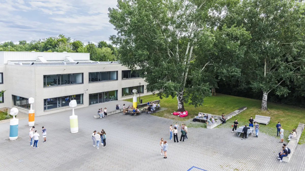 Kilian-von-Steiner-Schule, Schule, Laupheim, Unterricht, Schüler, Fachunterricht, Biotechnologie, Labore,