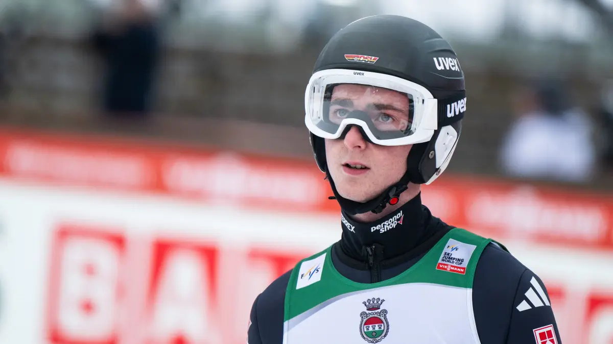 SUI, FIS Skisprung Weltcup Engelberg, Qualifikation Gross-Titlis-Schanze, Herren, Saison 2025/2026, 19.12.2025 : BAYER Ben (Deutschland, VfL Pfullingen),
SUI, FIS Skisprung Weltcup Engelberg, Qualifikation Gross-Titlis-Schanze, Herren, Saison 2025/2026, 19.12.2025
Foto: Eibner-Pressefoto/Michael Memmler