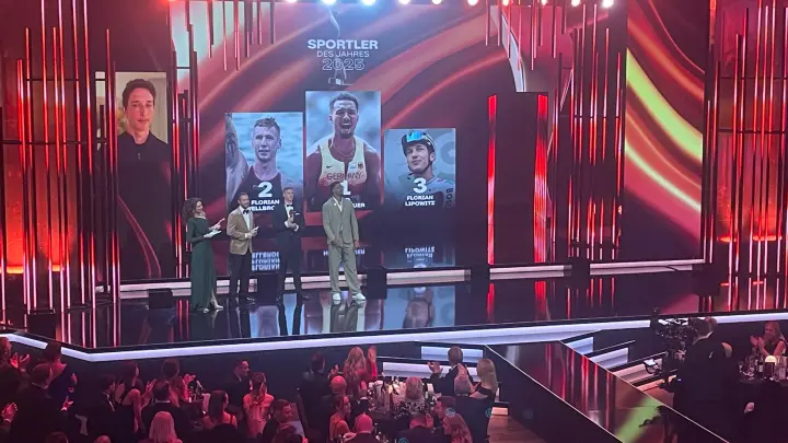 Laichingens Radprofi Florian Lipowitz verpasst Auszeichnung und Party