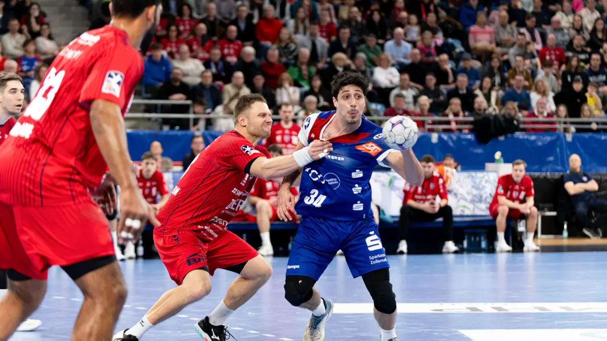 SG BBM Bietigheim vs. HBW Balingen Weilstetten, Handball, 2. Bundesliga, 17. Spieltag, Saison 2025/2026, 27.12.2025: Yonatan Dayan, (HBW Balingen Weilstetten, #34) ,
SG BBM Bietigheim vs. HBW Balingen Weilstetten, Handball, 2. Bundesliga, 17. Spieltag, Saison 2025/2026, 27.12.2025
Eibner-Pressefoto/Andreas Ulmer