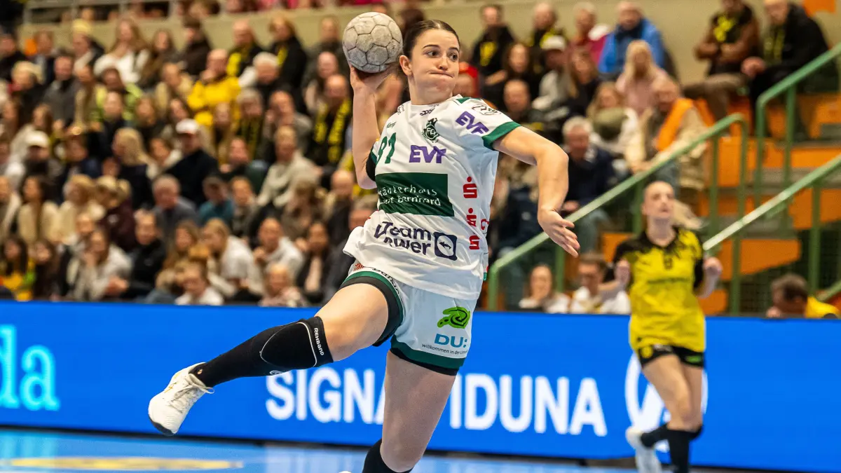 Borussia Dortmund vs. Frisch Auf Goeppingen, Handball, 1. Bundesliga, Spielzeit 2025/2026, 27.12.2025: Lea Neubrander (Frisch Auf Frauen, #81) beim Tempogegenstoss, Borussia Dortmund vs. Frisch Auf Goeppingen, Handball, 1. Bundesliga, Spielzeit 2025/2026, 27.12.2025
Foto: Eibner-Pressefoto/Michael Schmidt