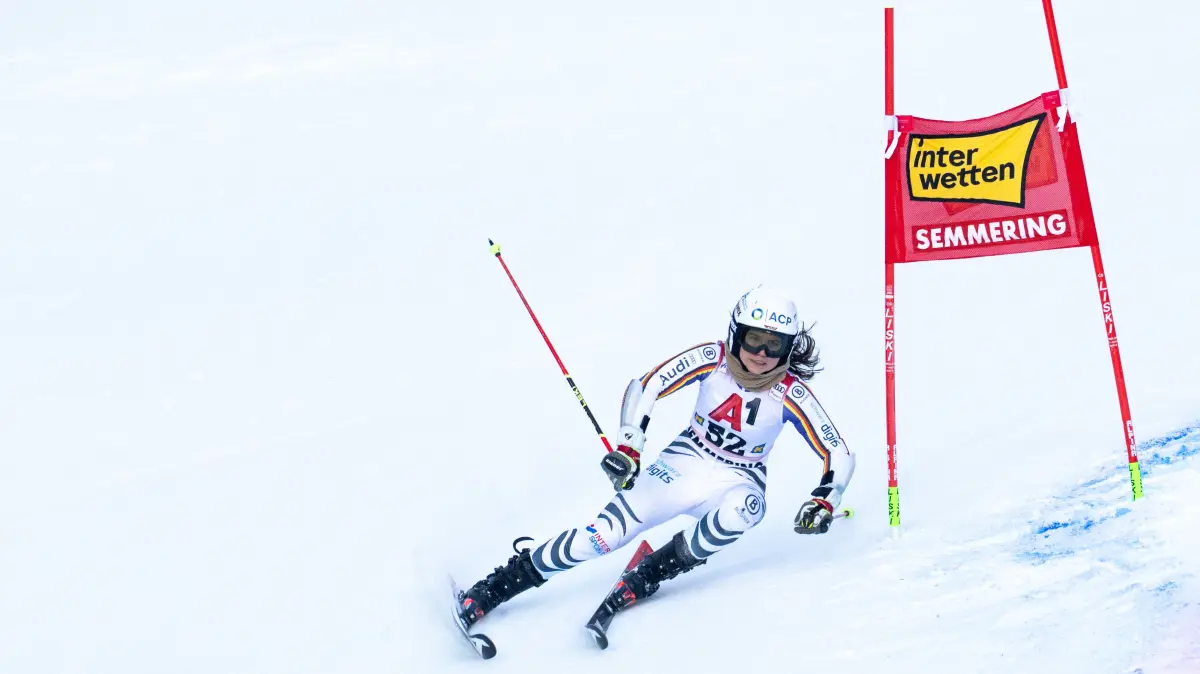 Die Eningerin Jana Fritz raste mit der hohen Startnummer 52 zum ersten Mal in die Weltcupränge.