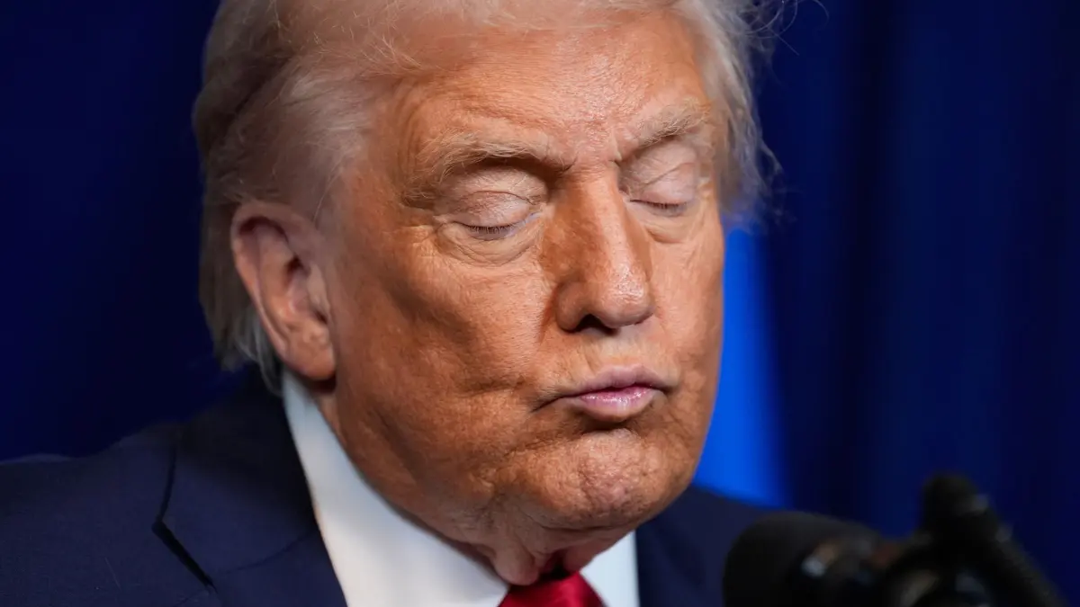 US-Präsident Trump empfängt Israels Ministerpräsident Netanjahu: 29.12.2025, USA, Palm Beach: US-Präsident Donald Trump spricht während einer Pressekonferenz mit Israels Ministerpräsident Netanjahu in Mar-a-Lago. Foto: Alex Brandon/AP/dpa +++ dpa-Bildfunk +++