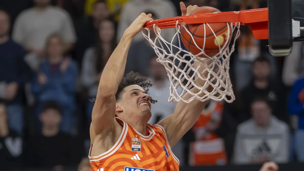 ratiopharm Ulm Basketball #21 Alec Anigbata