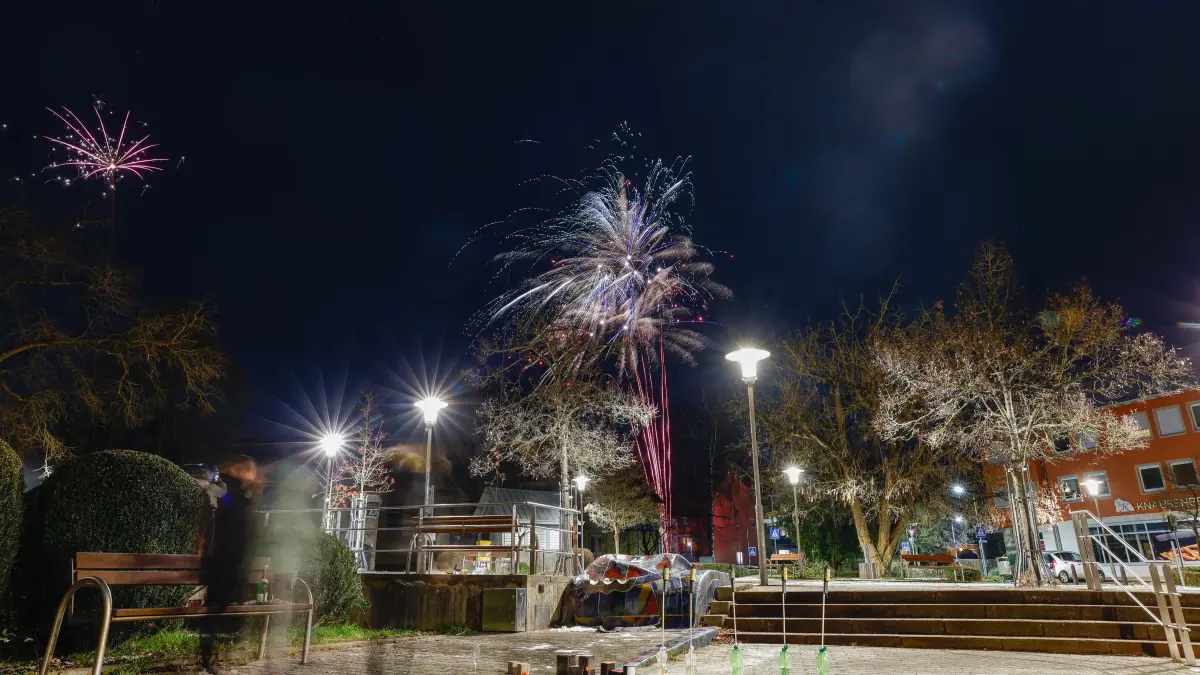 Silvester Schwäbisch Hall, Jahreswechsel 2025/26, Kreuzäckersiedlung Limpurger Platz