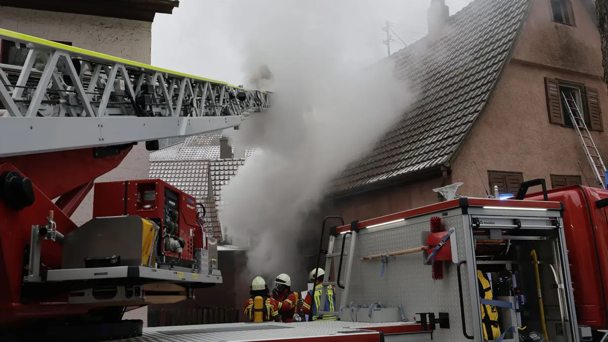 Die Rettungskräfte waren am Dienstag in der Geislinger Altstadt gefordert.