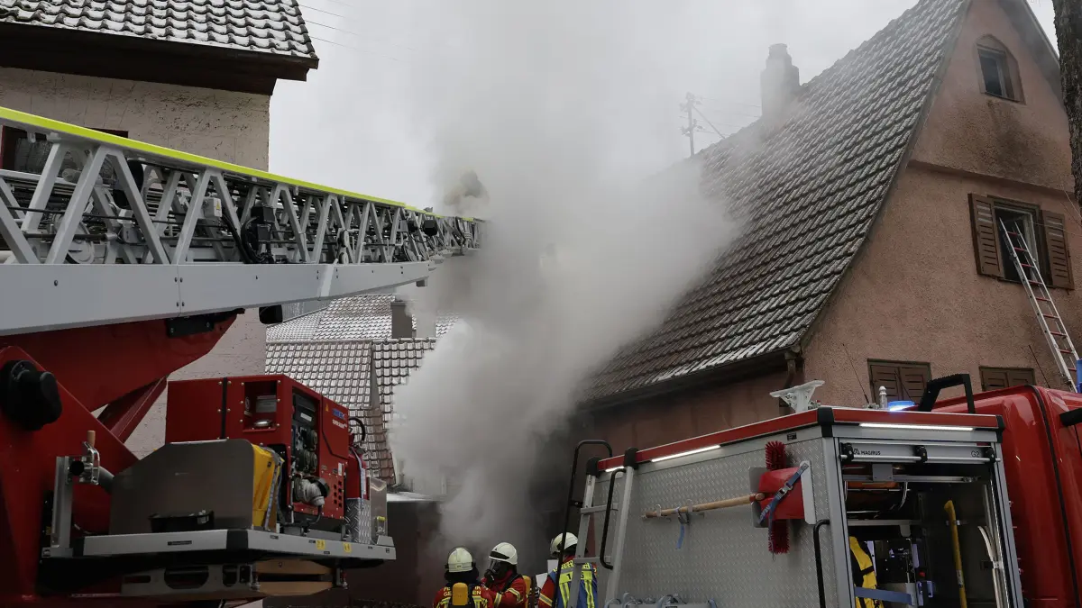 Die Rettungskräfte waren am Dienstag in der Geislinger Altstadt gefordert.