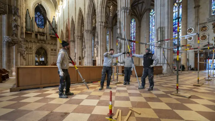 Ulmer Münster jetzt für Besucher geschlossen
