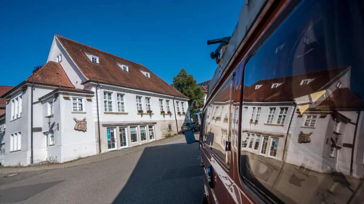 Rechberghausen Roter Ochsen Ochsensaal Gastronomie Fassade muß renoviert werden: Rechberghausen Roter Ochsen Ochsensaal Gastronomie Fassade muß renoviert werden