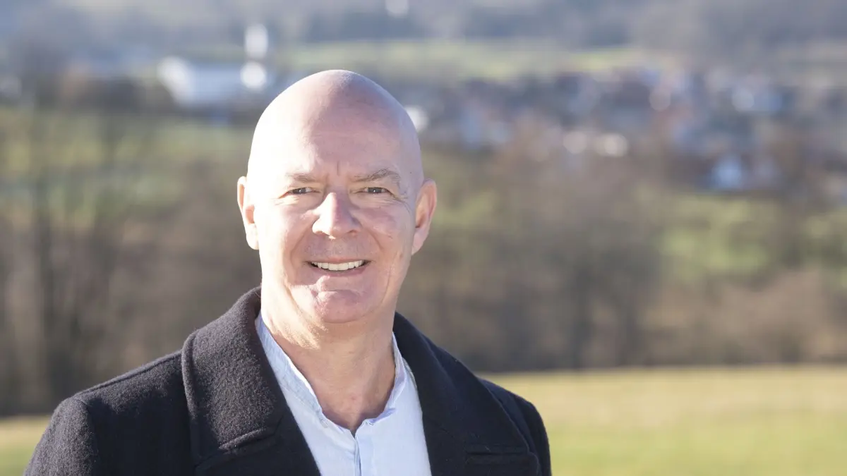 Uwe Hilbich kandidiert in Ottenbach. Bürgermeisterwahl