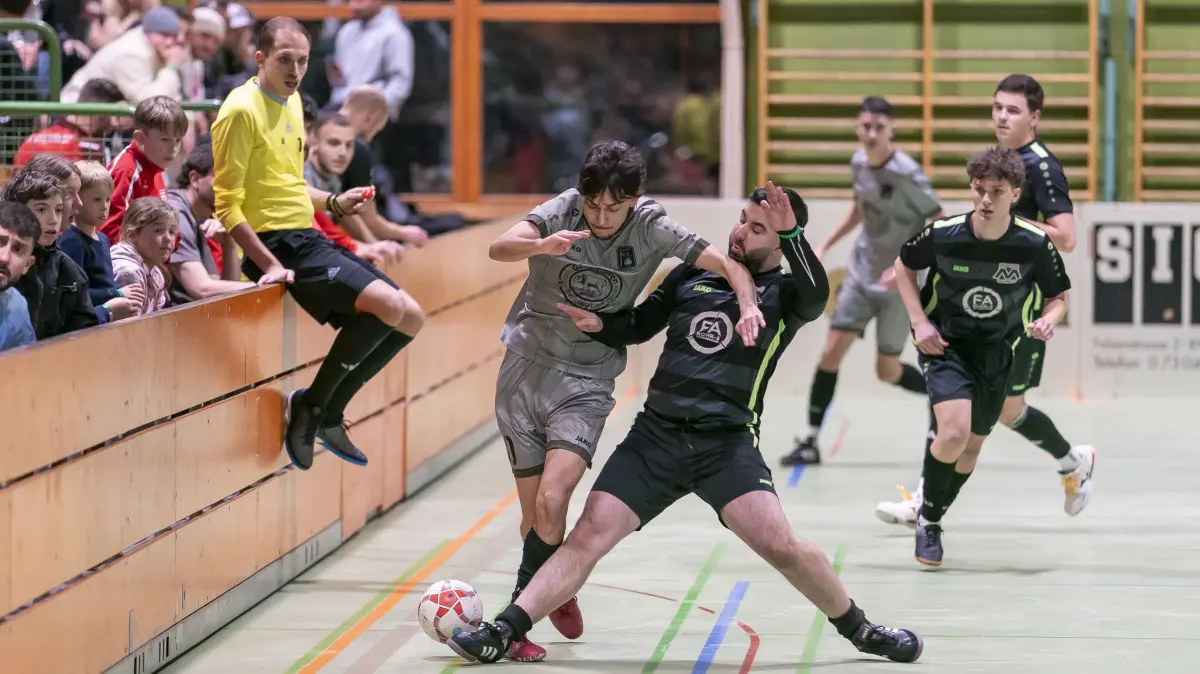 Laupheim gegen Mähringen Am Freitag startet beim TSV Blaustein - so war der erste Abend in der Lixsporthalle